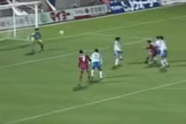 Pha tâng bóng ghi bàn đẹp nhất lịch sử bóng đá