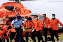 Indonesia tất bật đón thi thể nạn nhân máy bay Air Asia