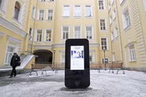 Tượng đài Steve Jobs bị hạ do Tim Cook đồng tính