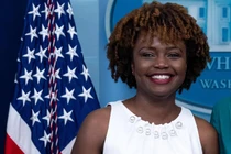Chân dung nữ thư ký báo chí da màu đầu tiên của Nhà Trắng 