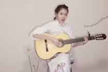 Gái xinh cover ”Chắc ai đó sẽ về” tiếng Nhật gây sốt