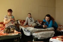 Phụ nữ Ukraine: Nạn nhân bất đắc dĩ trong "cuộc chiến ngầm" ở Ba Lan