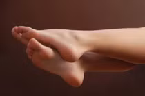 Bóp cổ bạn gái đến bất tỉnh để thỏa mãn đam mê biến thái