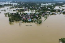 Hà Nội còn gần 13 nghìn người bị ngập lụt