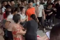 Vụ đánh ghen lột đồ ở Bắc Ninh: Khởi tố 3 phụ nữ