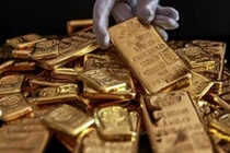 Giá vàng hôm nay 13/2: Nhảy múa tự do?