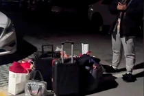 Con dâu bị bố chồng tát vì muốn về thăm nhà ngoại dịp Tết 