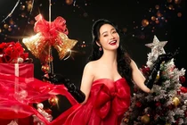 Loạt ảnh gợi cảm hiếm thấy của diễn viên Quách Thu Phương tuổi U50