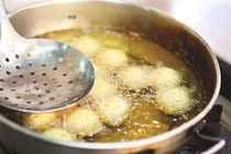 Sai lầm “kinh điển” khi sử dụng dầu ăn 