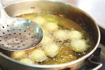 Sai lầm “kinh điển” khi sử dụng dầu ăn 