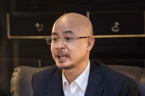 Nhìn những biểu hiện này, ai có thể nói Đặng Lê Nguyên Vũ “tâm thần“?