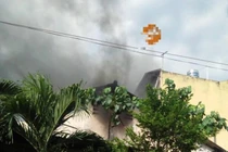 Bình Dương: Đốt hương muỗi, người phụ nữ làm cháy 3 căn nhà