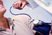 Người huyết áp cao, tập luyện thế nào vừa tốt vừa an toàn?