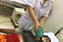 Cảnh báo từ vụ hai cậu cháu tử vong do uống rượu ngâm rễ cây