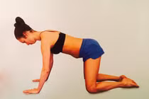 3 động tác “dễ như ăn kẹo” lấy lại eo con kiến sau sinh