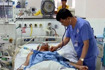 Ăn thịt dê chết, 2 người đàn ông ở Thái Nguyên nguy kịch