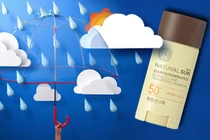 Tác hại không ngờ khi bỏ qua kem chống nắng trong mùa mưa