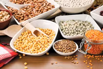 Tiếc của dùng thực phẩm bị mốc do mưa ẩm, độc hại thế nào?