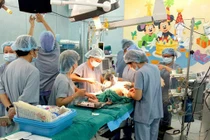 Những ca phẫu thuật thành công kỳ diệu của bác sĩ Việt