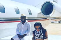 Choáng với những màn “khoe của” của con nhà giàu Châu Phi