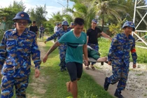 Thượng úy, bác sĩ Đinh Văn Trường: Tự hào chiến sĩ quân y đảo Trường Sa