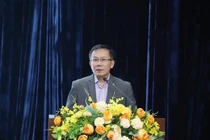 GS.TSKH. Nguyễn Ngọc Thành nhận Huân chương Công trạng cao quý