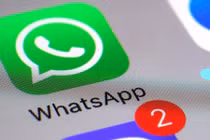 Con nghịch điện thoại của bố, xem Whatsapp dẫn đến bi kịch gia đình