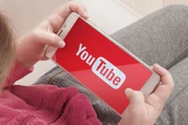 Youtube bị Google phạt vài triệu USD: Muỗi đốt cột điện