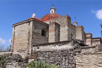 Kinh ngạc “lối vào thế giới ngầm” ẩn dưới nhà thờ Công giáo Mexico