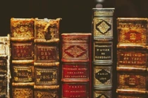 Độc lạ cách nghệ nhân phục hồi sách cổ tuổi đời trăm năm