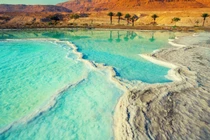 Biển Chết bơi không chìm nhưng vì sao rất ít người đến?