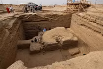 Mở mộ cổ Ai Cập, chuyên gia hoảng hồn thấy xác ướp “bốc hơi” 