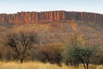 Vén màn bí ẩn 5 dãy núi cổ xưa nhất Trái Đất