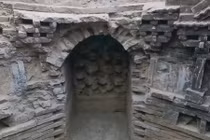 Kỳ lạ mộ cổ: Người thứ 4 chôn cách 3 người còn lại... 700 năm?