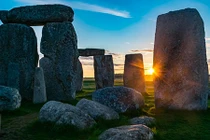 Khảo sát Stonehenge, phát hiện hàng ngàn "hố săn bắn" thời tiền sử 