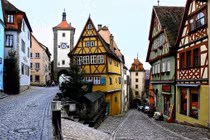 Dự đoán ngày mới 04/03/2018 cho 12 con giáp