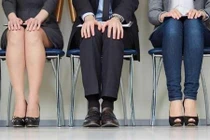 Thói quen cực sai lầm khiến tiền bạc "đội nón ra đi" 