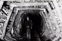 Những khu mỏ ma ám nổi tiếng rùng rợn khắp thế giới