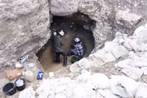 Phát hiện lối vào hang động “kỷ băng hà”, cả giới khảo cổ choáng váng