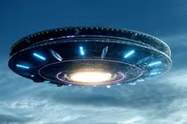 Vì sao người ngoài hành tinh ào ào đổ bộ Nhật Bản? 