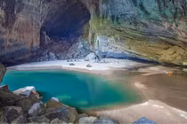 Mãn nhãn vẻ ngoạn mục của 10 hang động đẹp nhất thế giới 