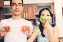 Chàng trai truy tìm cô gái tình cờ thấy trên tivi