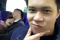 Trò “tự sướng” dìm hàng người đằng sau của giới trẻ Việt