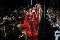 Dân mạng chế ảnh khoảnh khắc sợ hãi của Cristiano Ronaldo