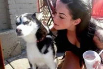 Khi thú cưng không thích "tự sướng" với cô chủ xinh đẹp 