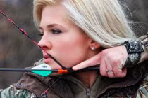 Nữ quân nhân Mỹ xinh đẹp, rắn rỏi 