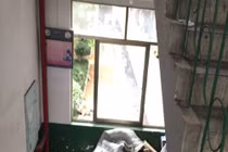 Ký túc xá sinh viên siêu bẩn khiến ai cũng bịt mũi