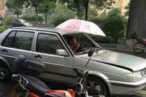 Ảnh cười Facebook: Xế hộp VIP