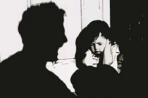 Yêu râu xanh già gây sốc với hành vi kỳ quặc