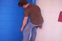 Nực cười hành động của những người say (4)